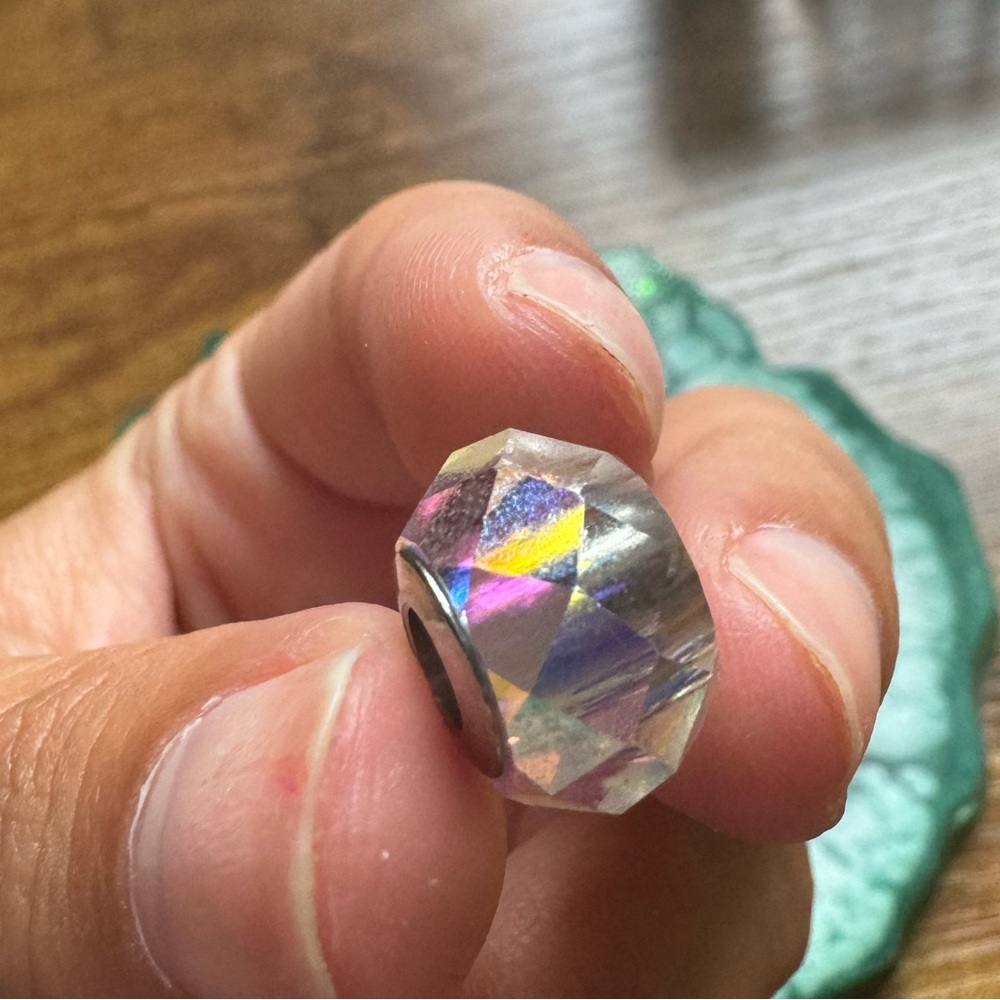 Zable Crystal Bead